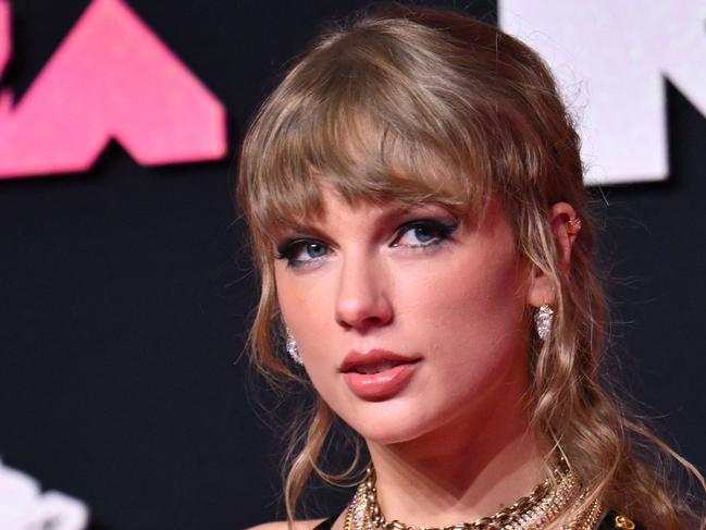 US singer Taylor Swift arrives for the MTV Video Music Awards at the Prudential Center in Newark, New Jersey, on September 12, 2023. (Photo by ANGELA WEISS / AFP)