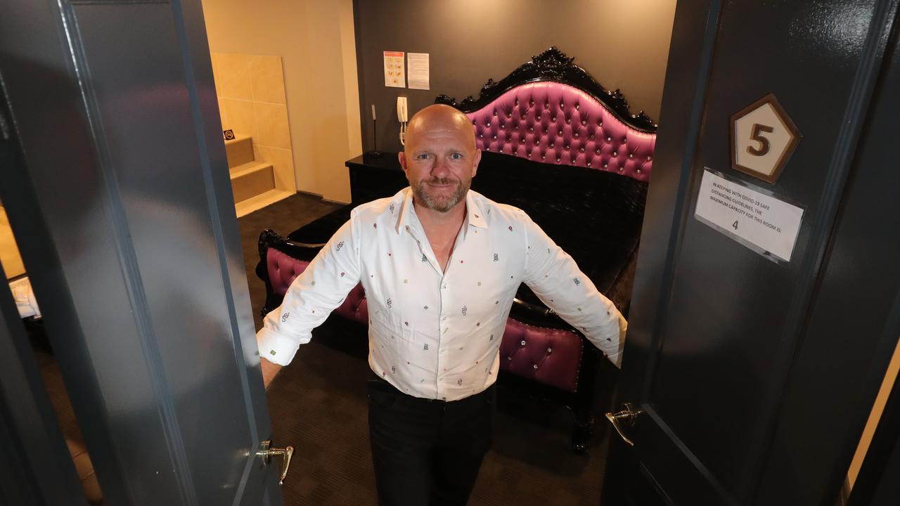 Queensland licensed brothel owners want to send sex workers on house calls  | Gold Coast Bulletin