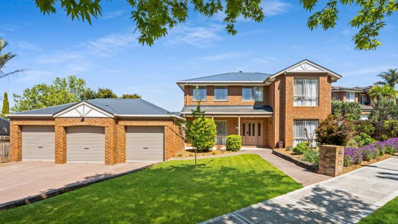 2 Milburn Court, Endeavour Hills sold in 2021 for $1.09m, and sold again in 2024 for $1.28m.