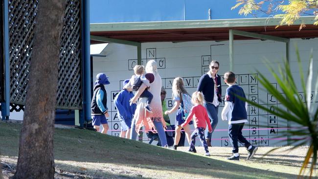 Brisbane school flu: Cleaning teams brought in to Middle Park State ...