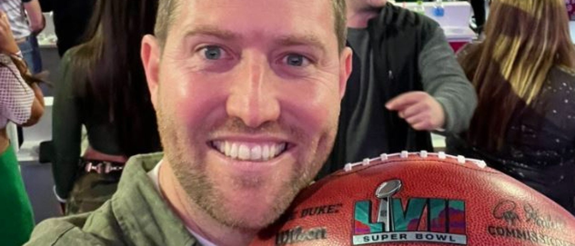 Super Bowl: Aussie catches game-winning kick after getting last-minute  ticket to big game