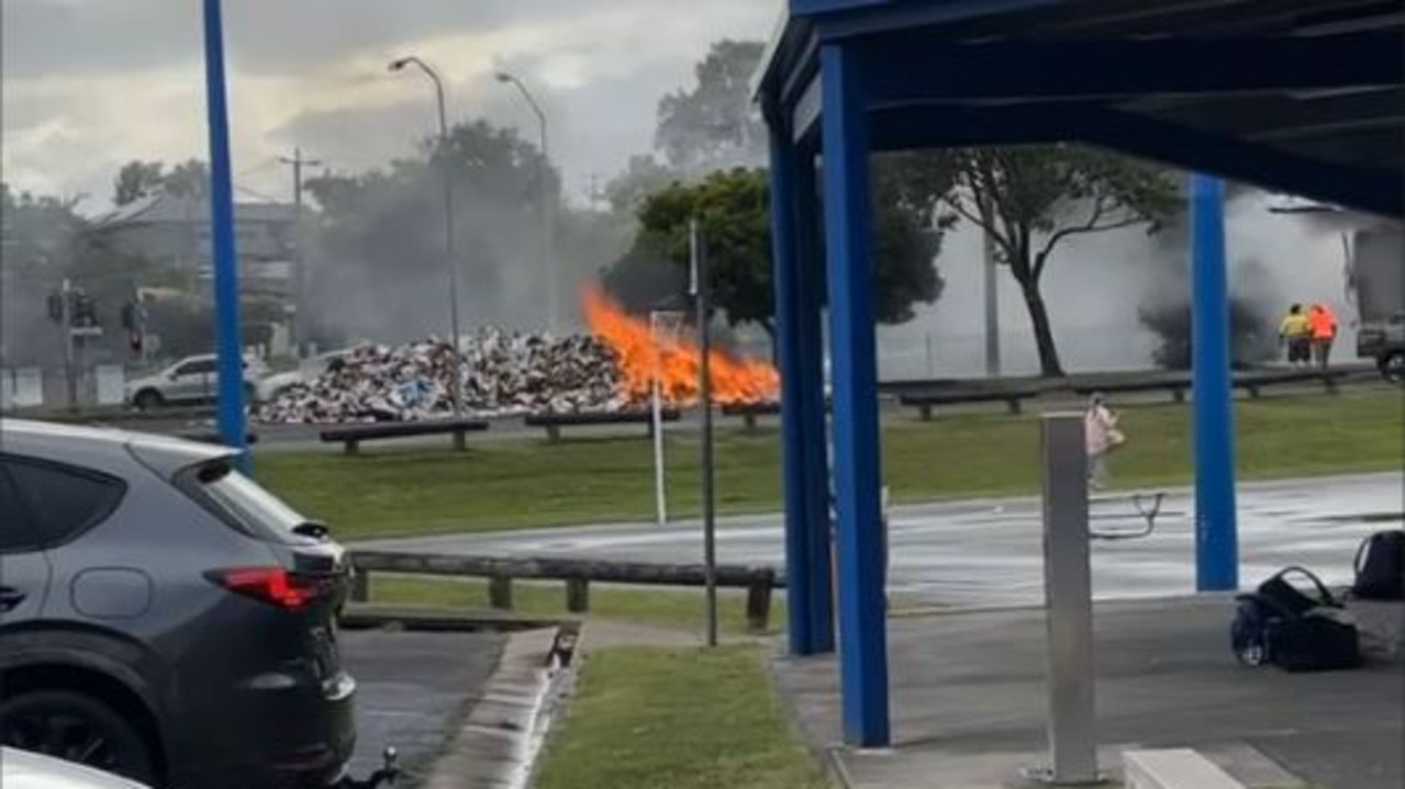 Rubbish truck dumps flaming load near Gold Coast school