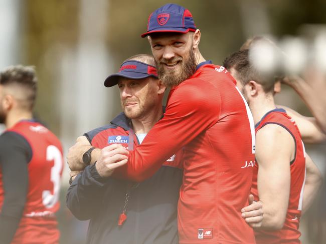 MELBOURNE, AUSTRALIA - SEPTEMBER 10: Simon Goodwin, Senior coach of Melbourne and Max Gawn embrace during a Melbourne Demons AFL training session at Gosch's Paddock on September 10, 2023 in Melbourne, Australia. (Photo by Darrian Traynor/Getty Images)