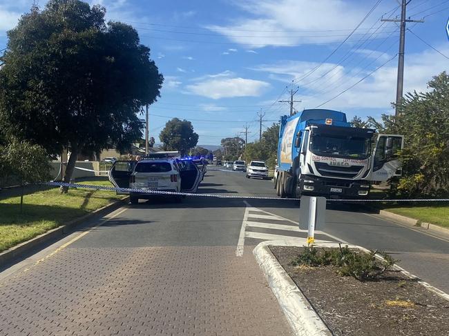 Police have cordoned off a Mansfield Park home after a body was found. Picture: Hannah Foord/7NEWS