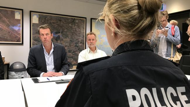 Federal Social Services Minister Dan Tehan with Indigenous Affairs Minister Nigel Scullion in Tennant Creek