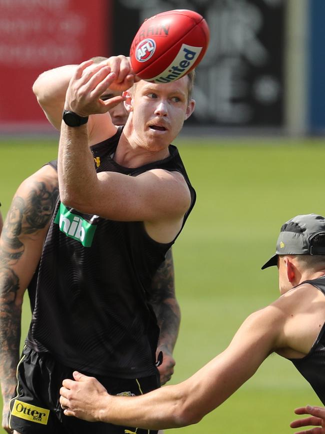 Jack Riewoldt fires off a handball. Picture: Michael Klein