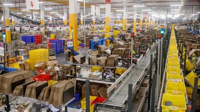 SYDNEY, AUSTRALIA - NewsWire Photos JANUARY 14, 2025: Amazon Fulfilment Centre in Kemps Creek on Tuesday. Picture: NewsWire / Nikki Short