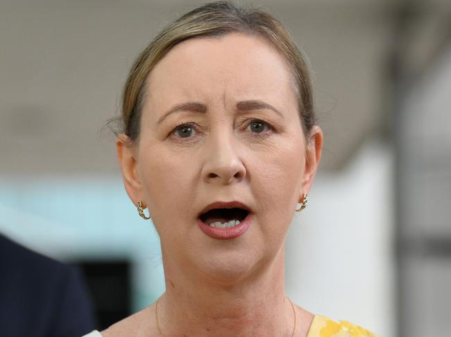 BRISBANE, AUSTRALIA - NewsWire Photos - JANUARY 18, 2023. Queensland Acting Premier Steven Miles (right), Health Minister Yvette DÃAth and Chief Health Officer Dr John Gerrard during a press conference to provide a COVID-19 update.Picture: NCA NewsWire / Dan Peled