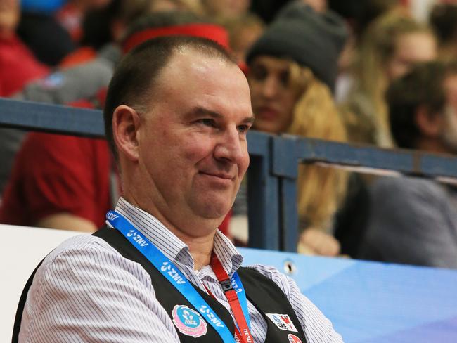 Swifts coach Rob Wright will lead the Swifts again this season.