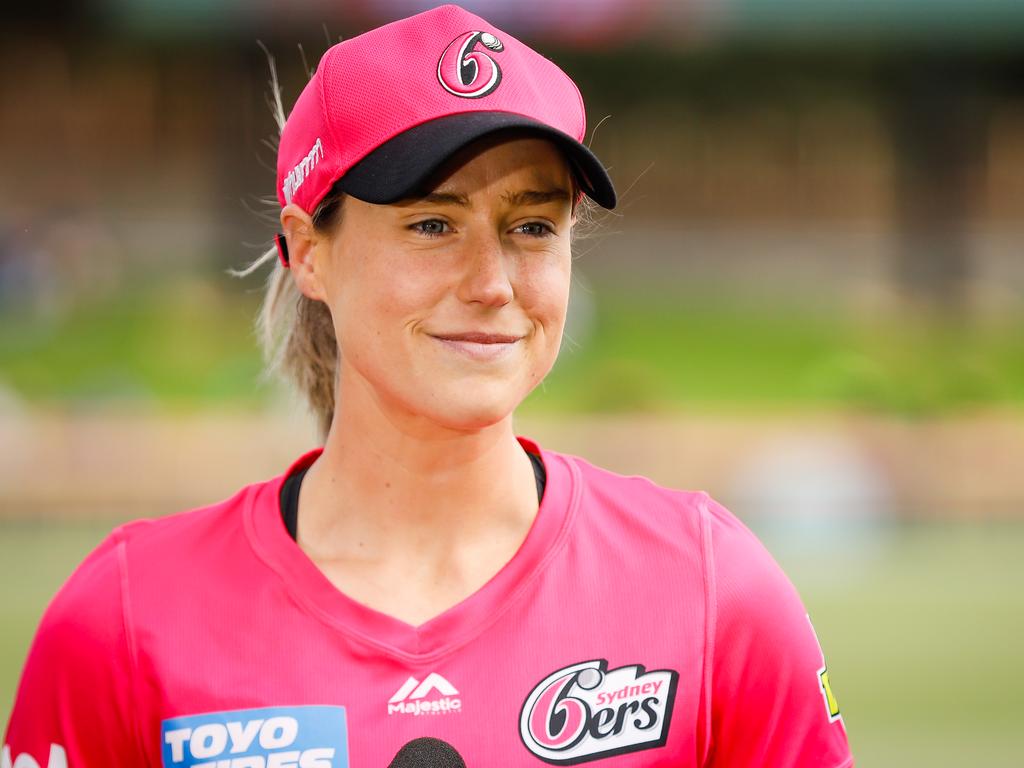 Ellyse Perry represents the Sydney Sixers in the WBBL.