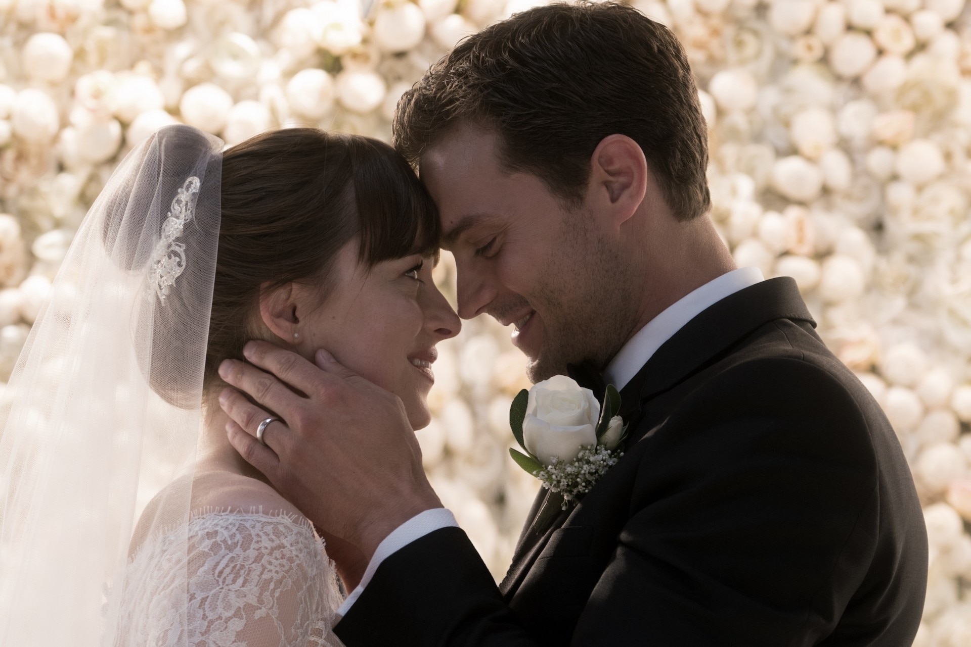 This is who designed Anastasia s wedding dress for the new Fifty