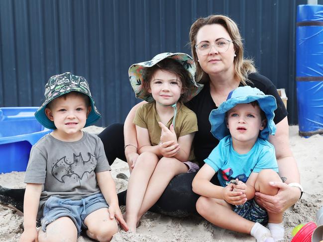 Jackie Huges director of the centre with children L-R Jackson Zanlorenzi 3, Sophie Pretty 4 and Henry Tyrrell 3.  Labor leader Rebecca White at Cambridge Road Play and Learn Centre in Hobart.  Picture: Nikki Davis-Jones