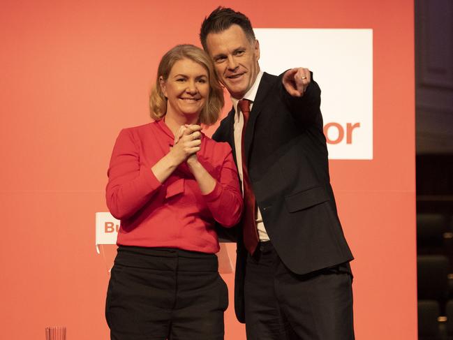 SYDNEY, AUSTRALIA - NewsWire Photos - JULY 28, 2024:  NSW Labor Conference held at Sydney Town Hall.Premier Chris Minns and wife Anna at the conference.Picture: NewsWire / Simon Bullard.