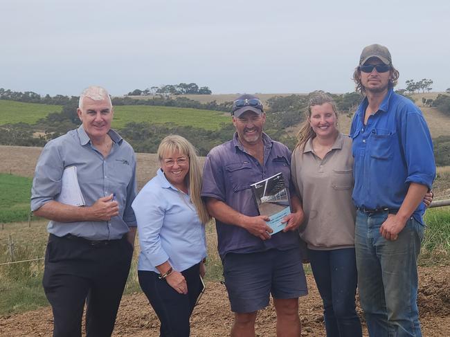 Pictured: (L-R) Scott McDonald (Agriculture Victoria), Karen Romano (Dairy Australia) and Mt Jaggard dairy farmers, Rod Walker, and his daughter and son-in-law Steph and Mat Campbell on their dairy farm “Cloverlea”.