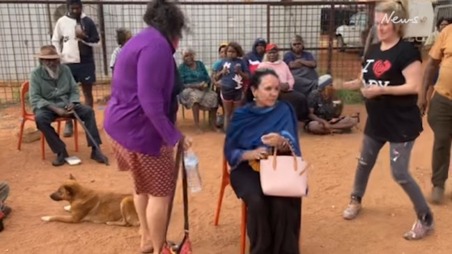 Skye O’Meara with Linda Burney