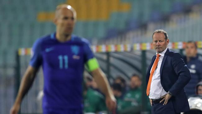 Netherlands' coach Danny Blind (R).