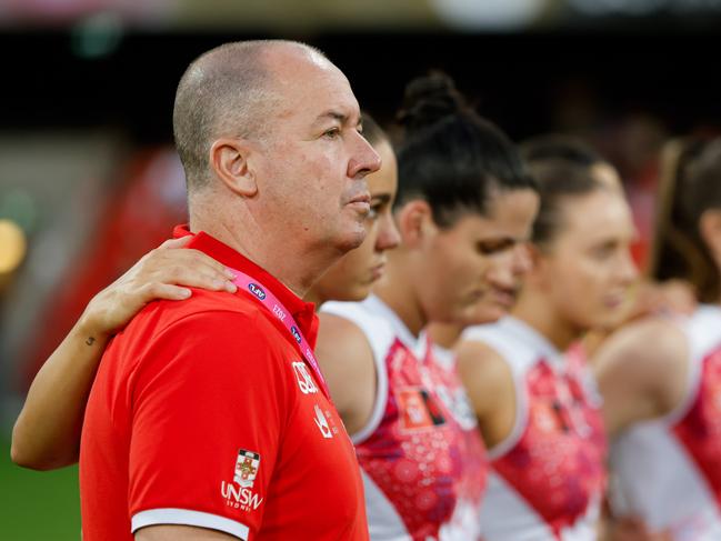 GOLD COAST, AUSTRALIA - NOVEMBER 11: Scott Gowans, Senior Coach of the Swans looks on before the 2023 AFLW First Elimination Final match between The Gold Coast SUNS and The Sydney Swans at Heritage Bank Stadium on November 11, 2023 in Gold Coast, Australia. (Photo by Dylan Burns/AFL Photos via Getty Images)