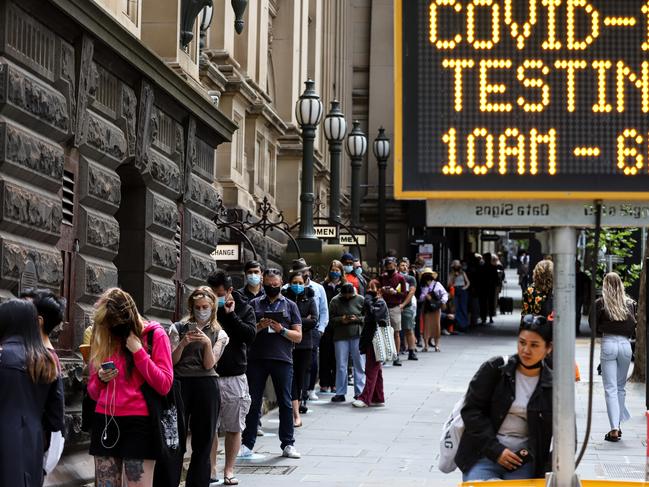 Testing centres across Melbourne were overrun before Christmas after holiday-makers were told they could only travel with a negative test. Picture: Getty Images