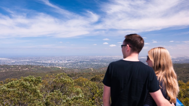 adelaide weekend tours