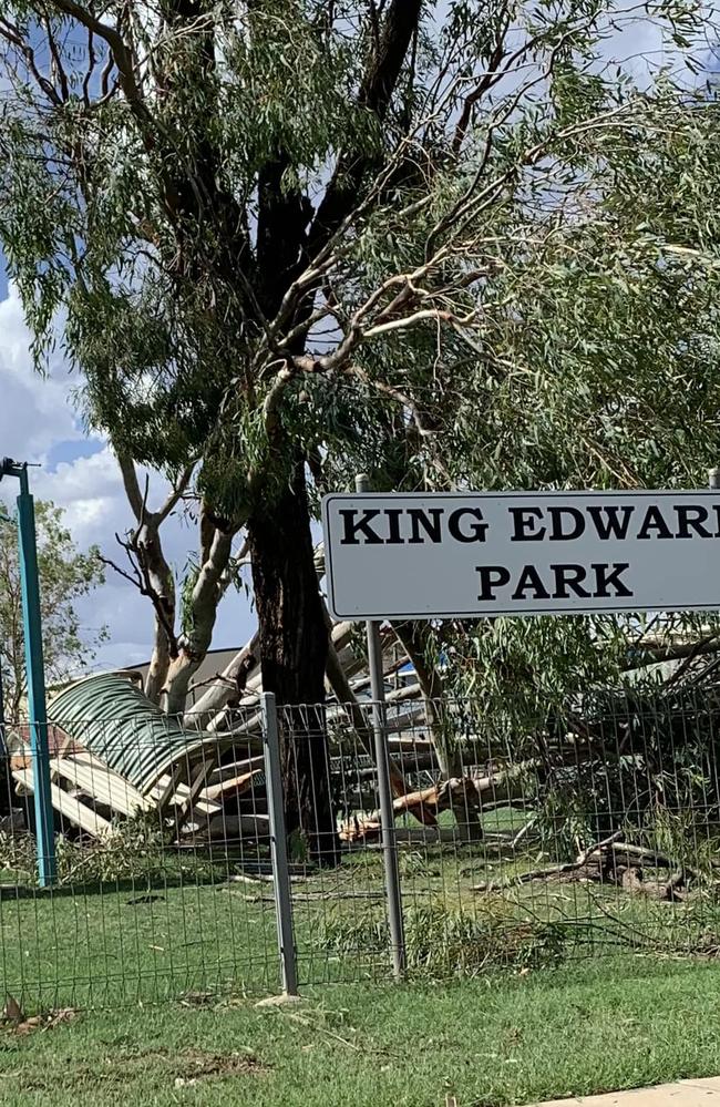 Mayor of Charleville, Shaun "Zoro" Radnedge extended thanks to Ergon energy and SES workers for their help restoring power and tidying up after the storms.