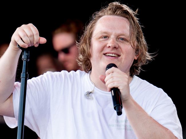 GLASTONBURY, ENGLAND - JUNE 24: Lewis Capaldi performs at Day 4 of Glastonbury Festival 2023 on June 24, 2023 in Glastonbury, England. (Photo by Shirlaine Forrest/Redferns)