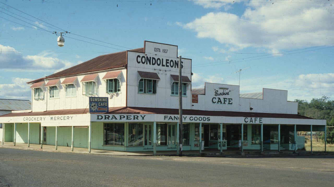 Condoleon’s Store, Moreton Street, Eidsvold, 1979. A cherished local business, reflecting the community’s charm and entrepreneurial spirit. Source: Unknown