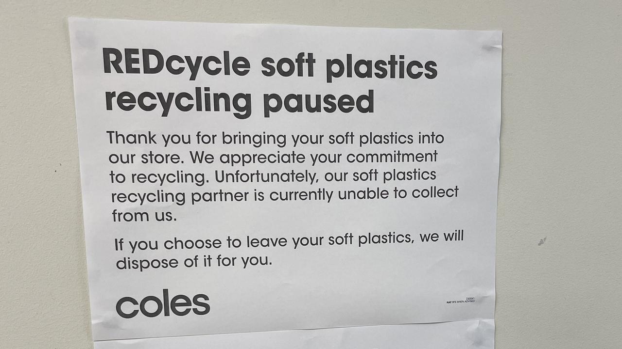 Woolworths, Coles offer REDcycle a chance to give away plastic bags pile
