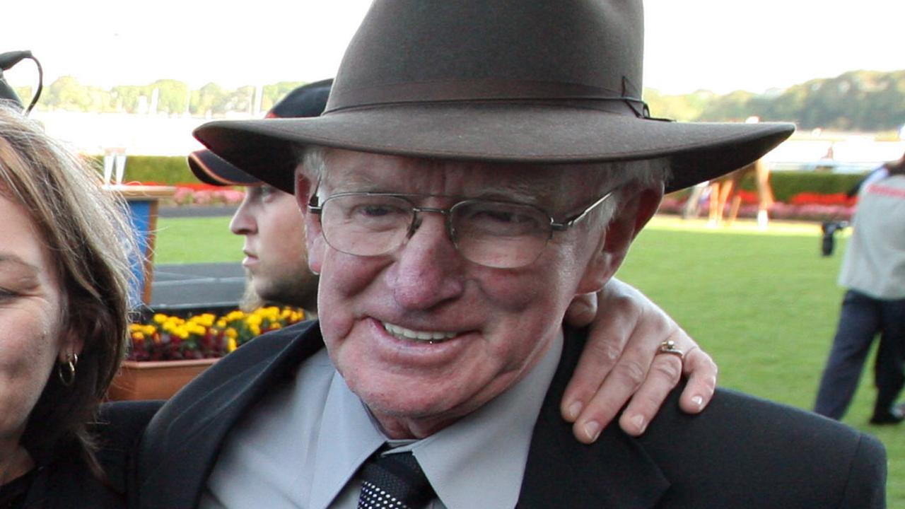 Owners of the winner of Race 6 The AJC Oakes Heavenly Glow (number 3) ridden by Robert Thompson, , David Barber, William Rollings, Deleis Hughes and former trainer Ross Stitt celebrate at Randwick today. pic Graham Crouch