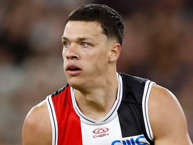 MELBOURNE, AUSTRALIA - MARCH 21: Marcus Windhager of the Saints in action during the 2024 AFL Round 02 match between the St Kilda Saints and the Collingwood Magpies at the Melbourne Cricket Ground on March 21, 2024 in Melbourne, Australia. (Photo by Michael Willson/AFL Photos via Getty Images)