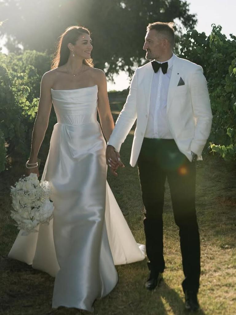 Olympian Stephanie Rice has married her husband Mark Lassey at Sandleford Wines in Perth. Picture : Novare Weddings