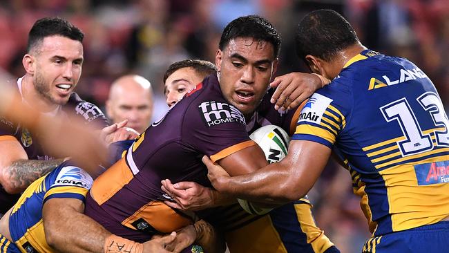 Joe Ofahengaue of the Broncos during the Round 12 NRL match between the Brisbane Broncos and the Parramatta Eels at Suncorp Stadium in Brisbane, Thursday, May 24, 2018. (AAP Image/Dave Hunt) NO ARCHIVING, EDITORIAL USE ONLY