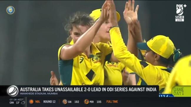 Australia clinch women's ODI series in dramatic style