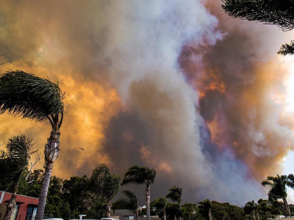 Instagram picture posted by Chris Bowles showing the fire that engulfed Tathra on Sunday afternoon, March 18, 2018.