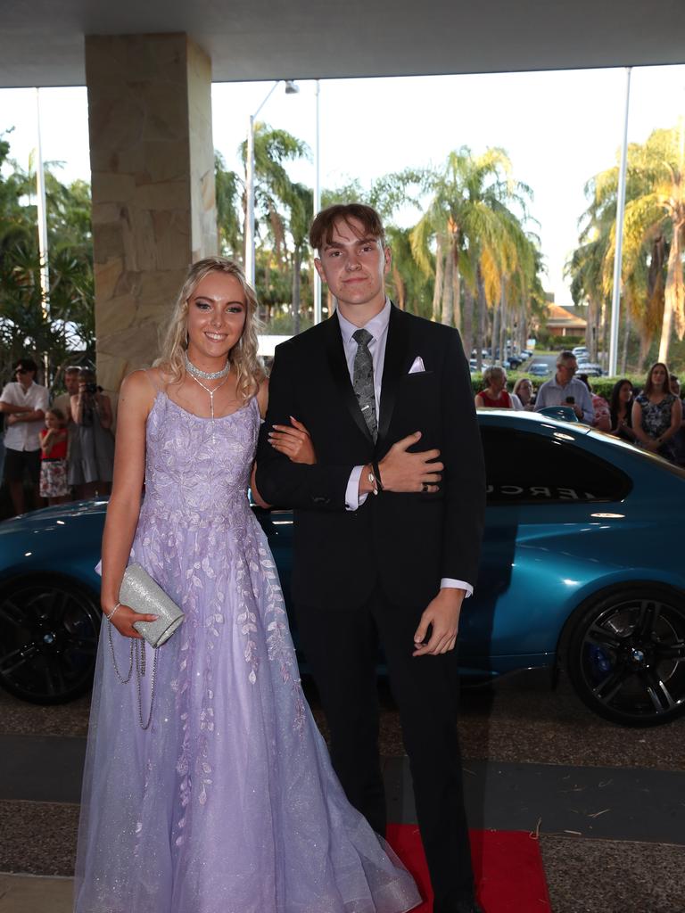 60+ photos Tamborine Mountain State High School formal Gold Coast