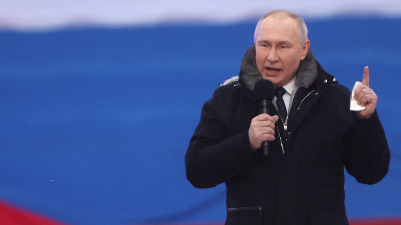 Vladimir Putin praises military in New Year’s address