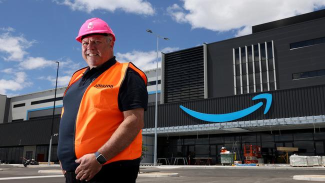 15th NOVEMBER 2021. Craig Fuller, director of operations for Amazon Australia pictured at the Amazon robotics fulfilment centre in Kemps Creeks, Sydney. Picture by Damian Shaw