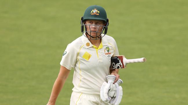 Alyssa Healy of Australia. Photo by Mark Kolbe/Getty Images