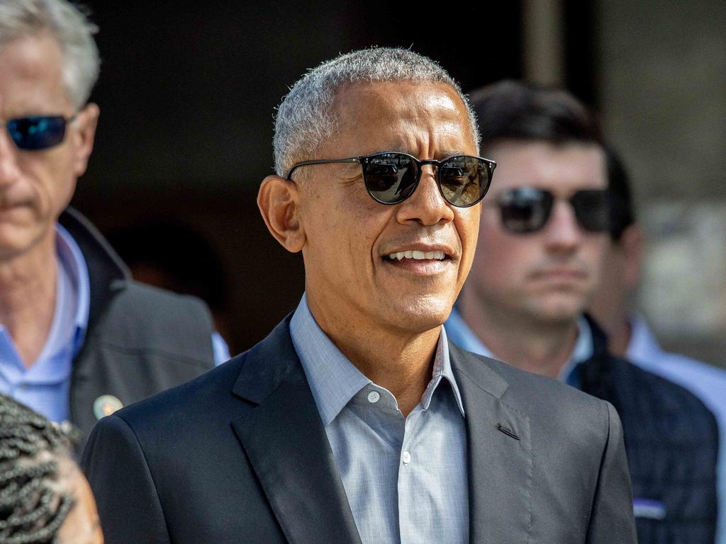 Barack Obama leaves the Stokehouse, St Kilda, Melbourne. Picture: Tim Carrafa