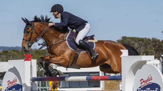 Will Dight and his horse Thea. Picture: Valeriu Campan