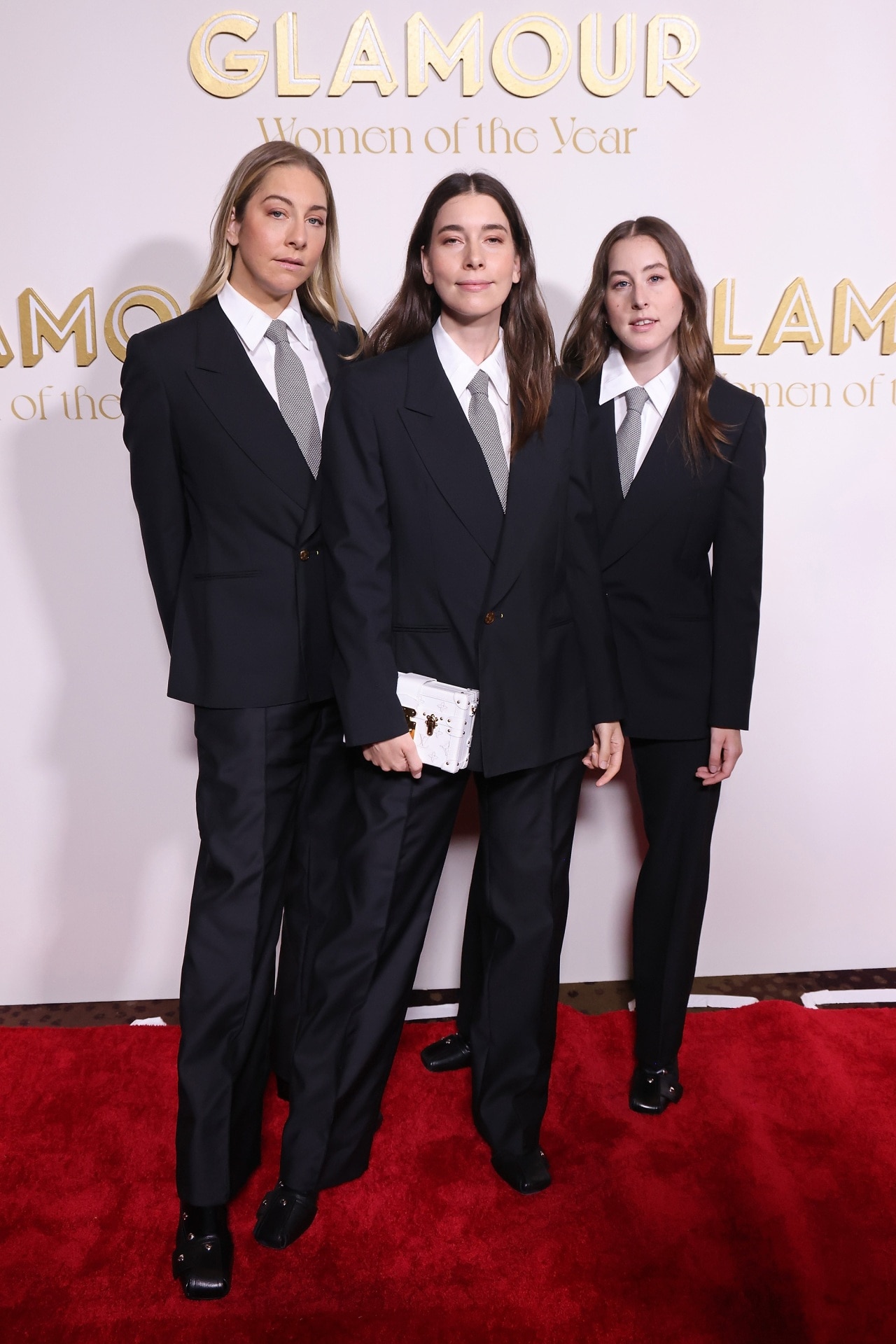 First Look at Haim's Debut Campaign for Louis Vuitton – WWD