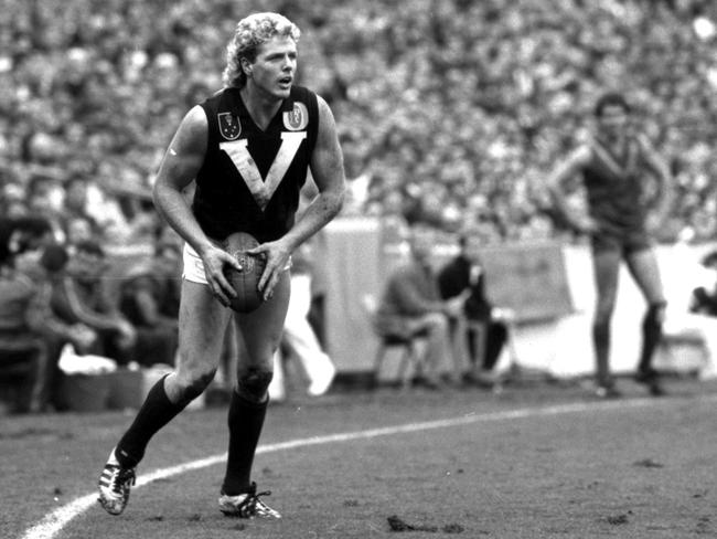 Dermott Brereton lined up at centre half-forward for Victoria in 1989.