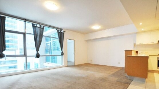 This rental unit on George St in the CBD was cut by $400, from $1200 per week to $800.