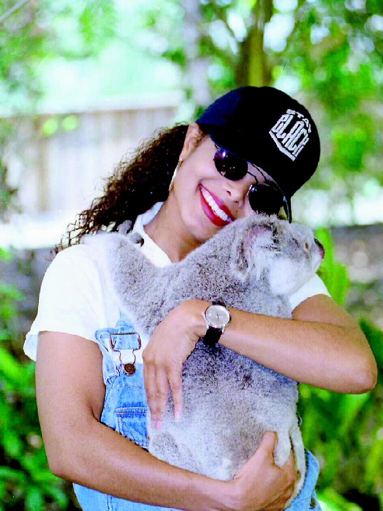 Actor / singer Janet Jackson at Brisbane's Lone Pine Sanctuary holding koala bear, named Rachel. Picture: Derek Moore. Animals / Koalas Entertainment Queensland / Animal / Wildlife Centres