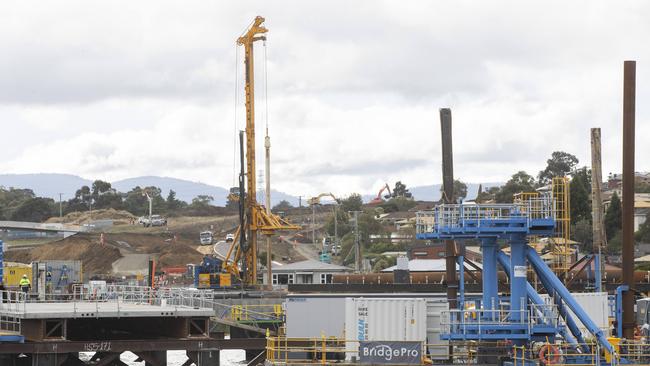 Bridgewater Bridge construction.