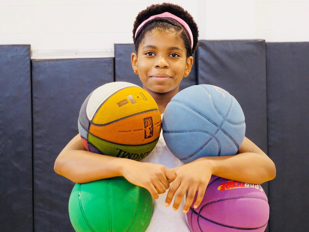 Guinness World Records 2022 - Zaila Avant-garde - Most bounce juggles in on minute, most bounces in 30 seconds and most basketballs dribbled at once