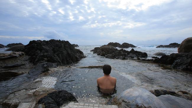 There are four pools at Yakushima.