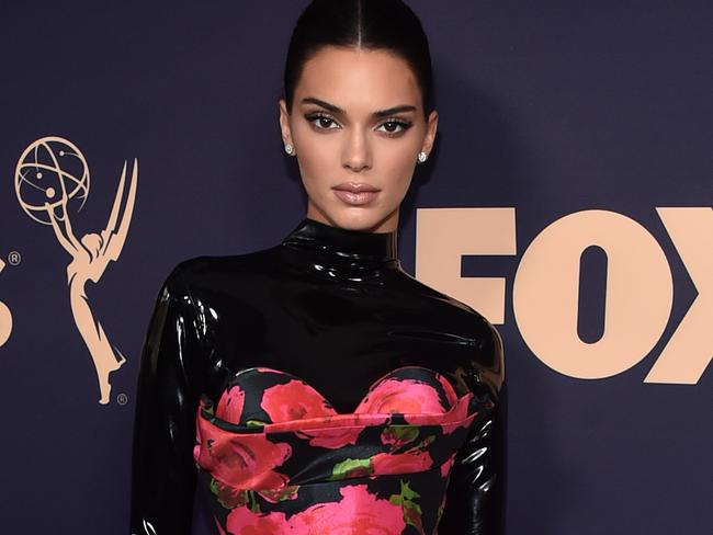 LOS ANGELES, CALIFORNIA - SEPTEMBER 22: Kendall Jenner attends the 71st Emmy Awards at Microsoft Theater on September 22, 2019 in Los Angeles, California. (Photo by Alberto E. Rodriguez/Getty Images)