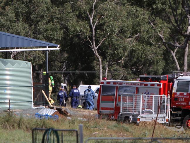 COONABARABRAN, AUSTRALIA - NewsWire Photos MAY 6, 2025:  Police and Fire crews on scene at a home in Emu Lane, Coonabarabran where two children were found dead yesterday.Picture: NewsWire / Dean Marzollla