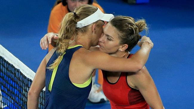 Watt inerti økse Australian Open 2018 women's final: Caroline Wozniacki beats Simona Halep,  score, video, highlights