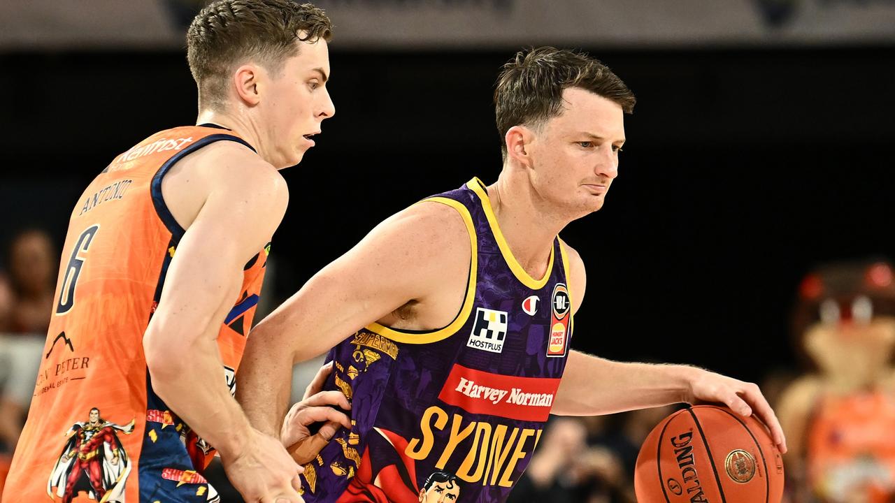 NBL round 10: Phoenix defeat Kings 104-84, Melbourne United thrash ...